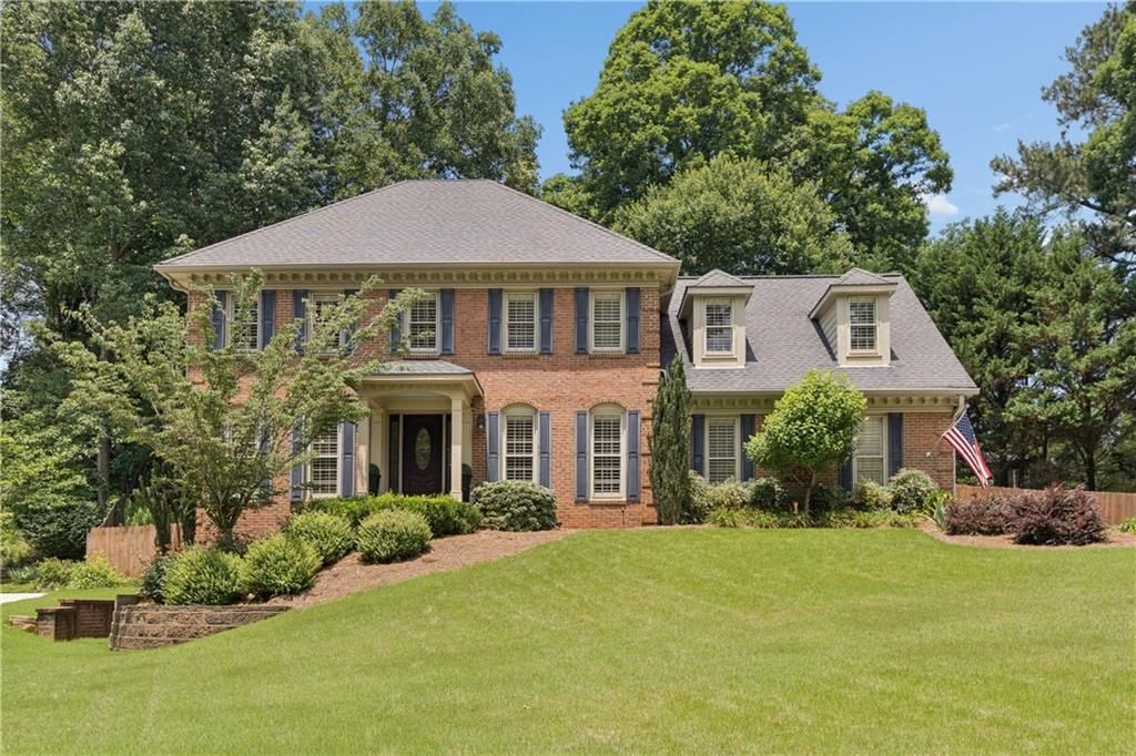 3069 Four Oaks Drive, Dunwoody, GA 30360