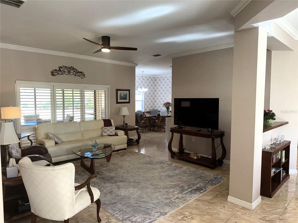 Image 15 of property listing at 525 SIENNA DRIVE, Kissimmee, FL 34759