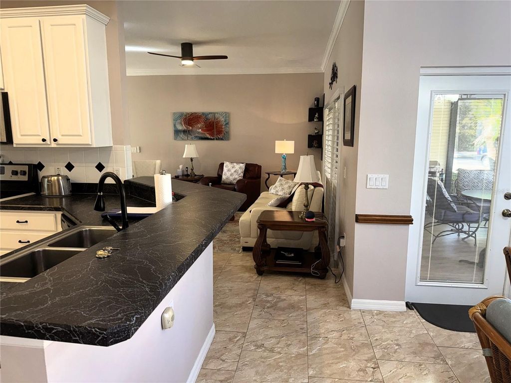 Image 23 of property listing at 525 SIENNA DRIVE, Kissimmee, FL 34759