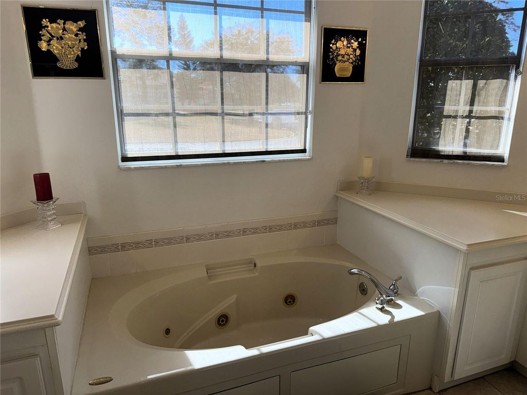 Image 49 of property listing at 525 SIENNA DRIVE, Kissimmee, FL 34759