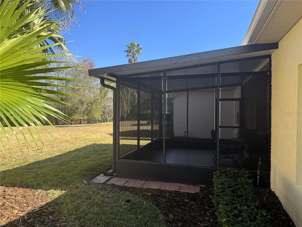 Image 6 of property listing at 525 SIENNA DRIVE, Kissimmee, FL 34759