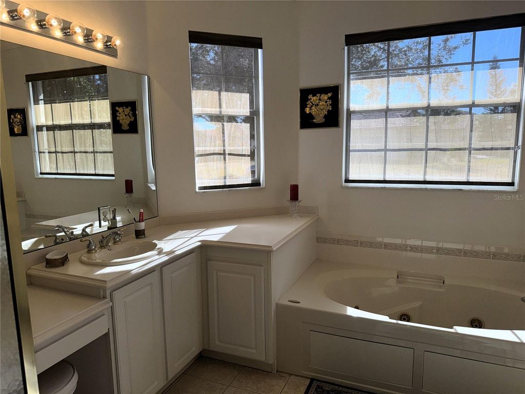 Image 52 of property listing at 525 SIENNA DRIVE, Kissimmee, FL 34759