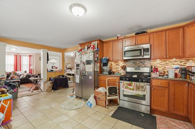 104 Stephen Street, Dartmouth, MA 02748