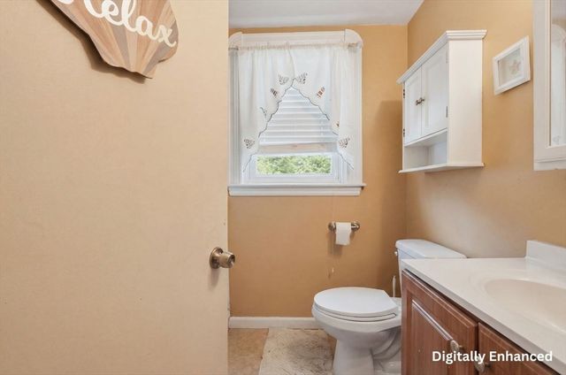 104 Stephen Street, Dartmouth, MA 02748
