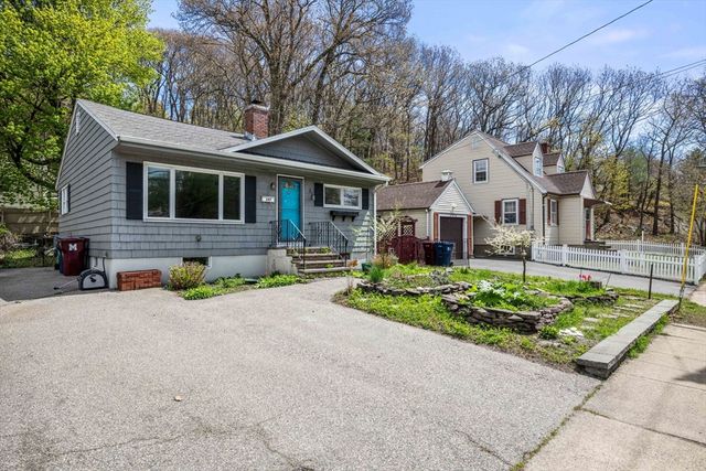 247 Lebanon St, Melrose, MA 02176