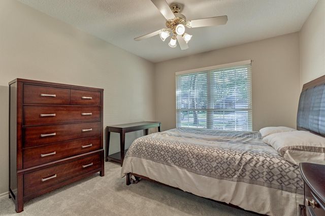 147 Wynnoak, The Woodlands, TX 77382