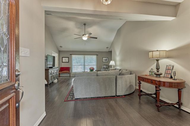 147 Wynnoak, The Woodlands, TX 77382