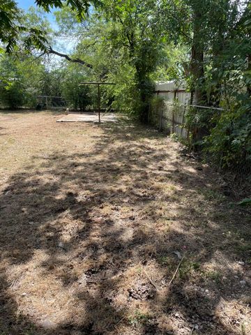 1306 State Street, San Angelo, TX 76905