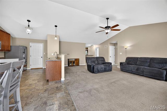 443 Jockeys Run, Wentzville, MO 63385