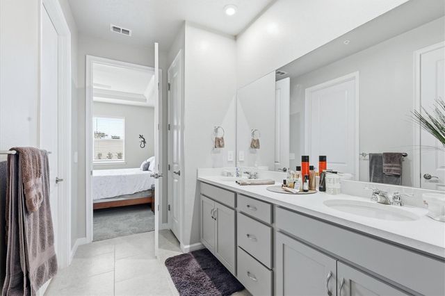 12323 HEARTS EASE STREET, Venice, FL 34293