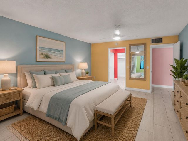 511 LAKESIDE DRIVE 511, Bradenton, FL 34210