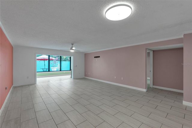 511 LAKESIDE DRIVE 511, Bradenton, FL 34210