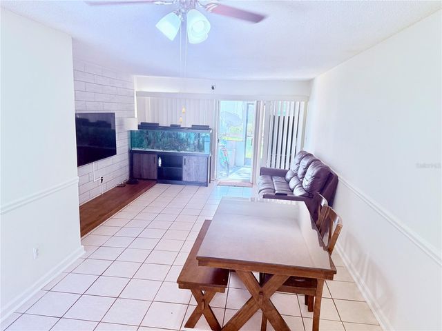 6519 W NEWBERRY ROAD 202, Gainesville, FL 32605