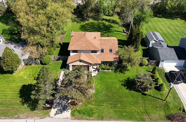 160 Aster Lane, Hoffman Estates, IL 60169