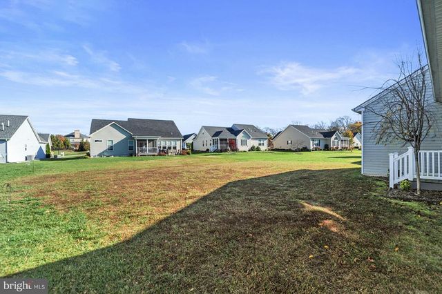 42 STEEPLECHASE DR, Dover, DE 19904