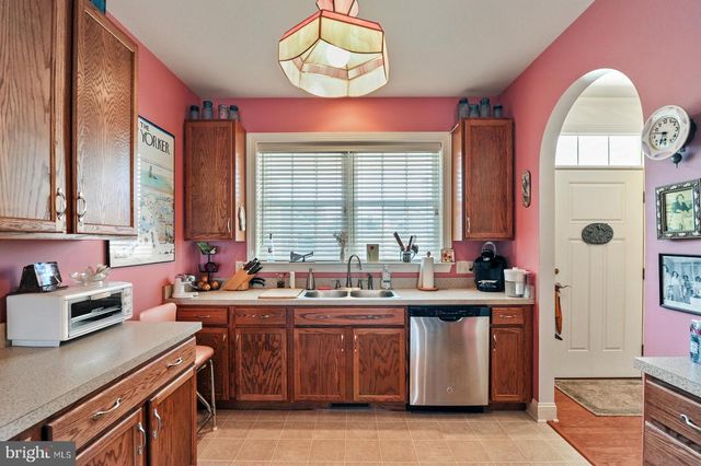 42 STEEPLECHASE DR, Dover, DE 19904