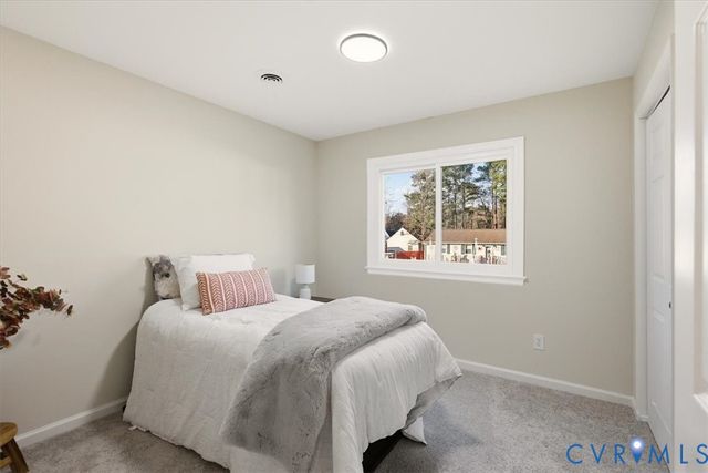 6223 Glenlivet Dr, South Chesterfield, VA 23803