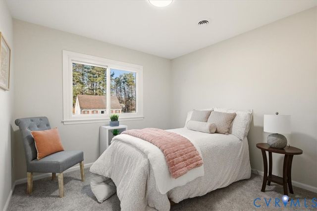 6223 Glenlivet Dr, South Chesterfield, VA 23803