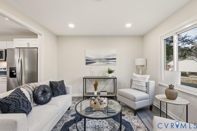 6223 Glenlivet Dr, South Chesterfield, VA 23803