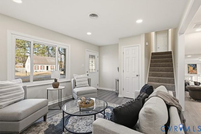 6223 Glenlivet Dr, South Chesterfield, VA 23803