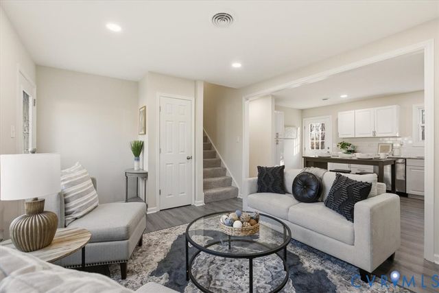 6223 Glenlivet Dr, South Chesterfield, VA 23803