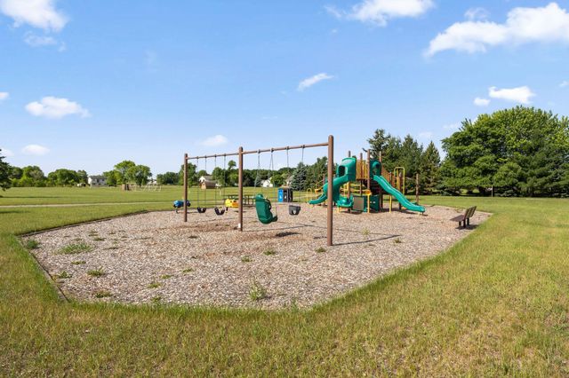 4886 241st Avenue NW, Saint Francis, MN 55070