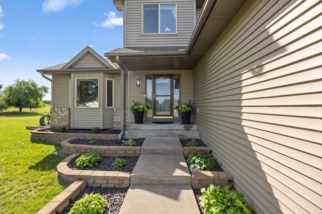 4886 241st Avenue NW, Saint Francis, MN 55070