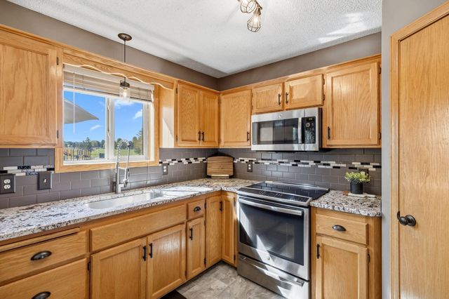 4886 241st Avenue NW, Saint Francis, MN 55070