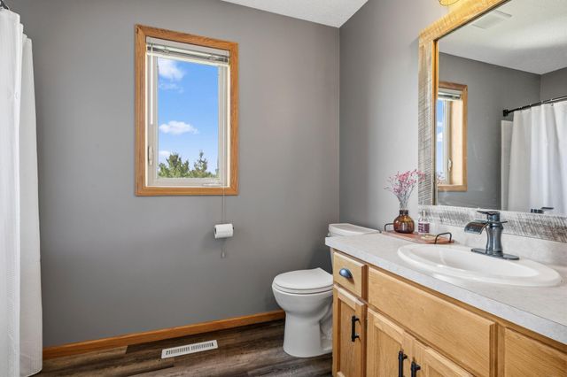 4886 241st Avenue NW, Saint Francis, MN 55070