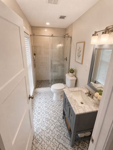 2716 W Biddison Street, Fort Worth, TX 76109