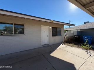 1833 E HARVARD Street Apt 3, Phoenix, AZ 85006