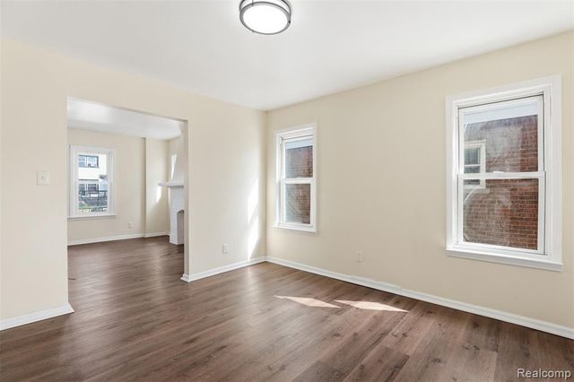 15881 Hartwell Street, Detroit, MI 48227