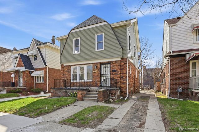 15881 Hartwell Street, Detroit, MI 48227