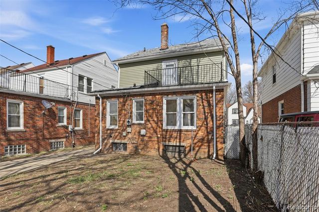 15881 Hartwell Street, Detroit, MI 48227