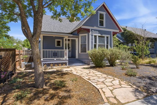 420 Edith Boulevard SE, Albuquerque, NM 87102