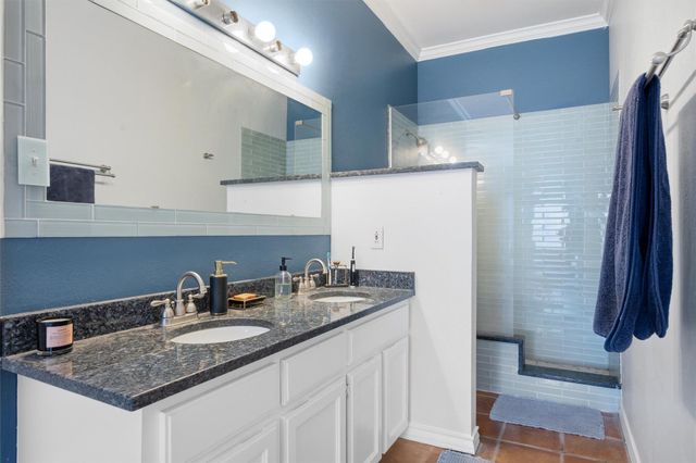 1404 Norwalk LN 201, Austin, TX 78703