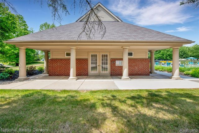 4048 Berkeley Avenue, Canton Charter Township, MI 48188