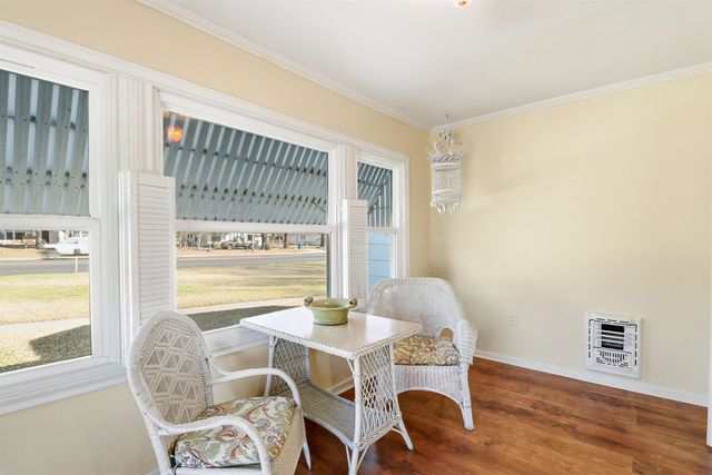 405 S White Oak Rd, White Oak, TX 75693