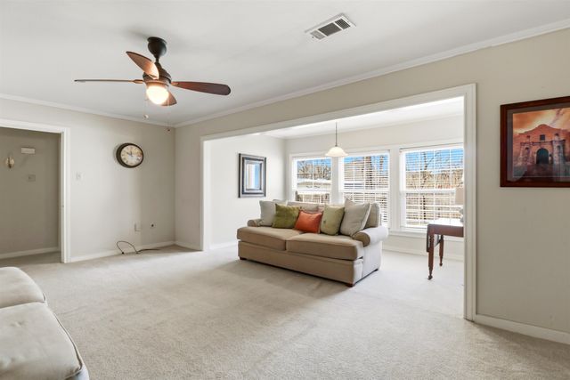 405 S White Oak Rd, White Oak, TX 75693