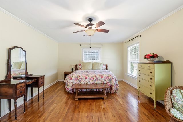 405 S White Oak Rd, White Oak, TX 75693