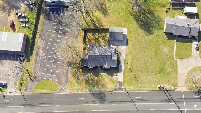 405 S White Oak Rd, White Oak, TX 75693