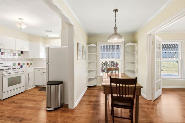 405 S White Oak Rd, White Oak, TX 75693