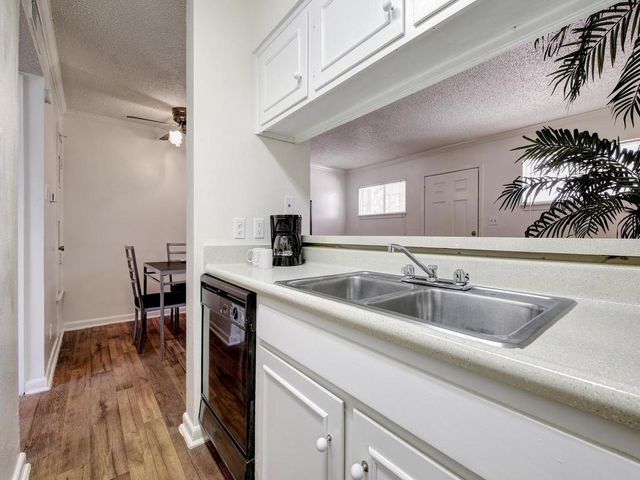 4539 Guadalupe ST 1BR, Austin, TX 78751