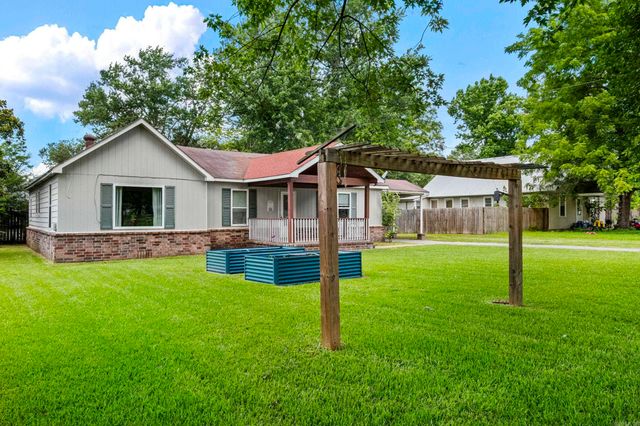 106 Short Street, Bryant, AR 72022