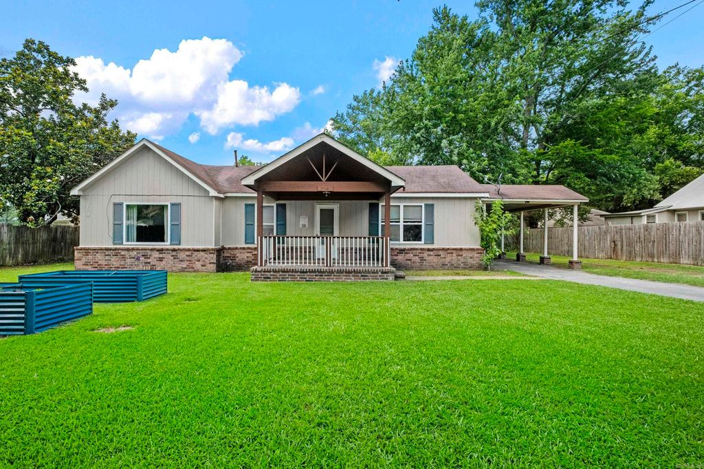 106 Short Street, Bryant, AR 72022