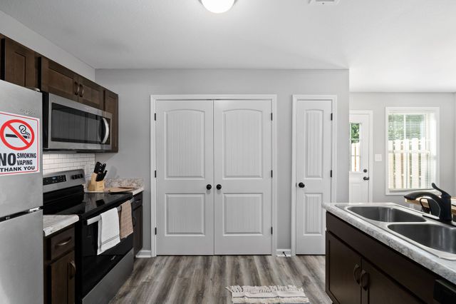 219 Smithson Ln Unit C, Clarksville, TN 37040