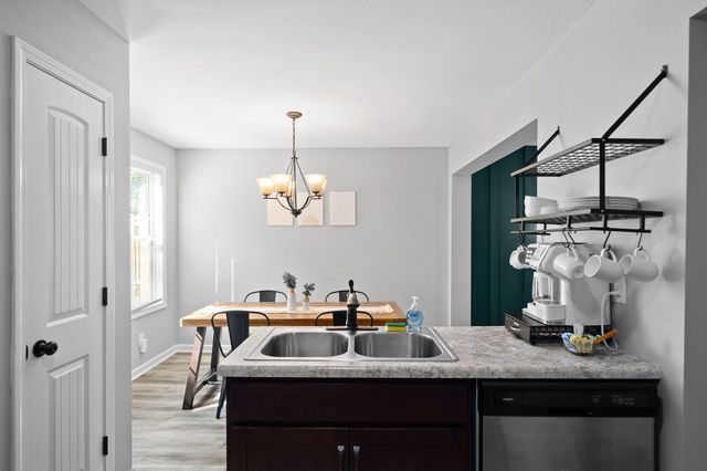 219 Smithson Ln Unit C, Clarksville, TN 37040