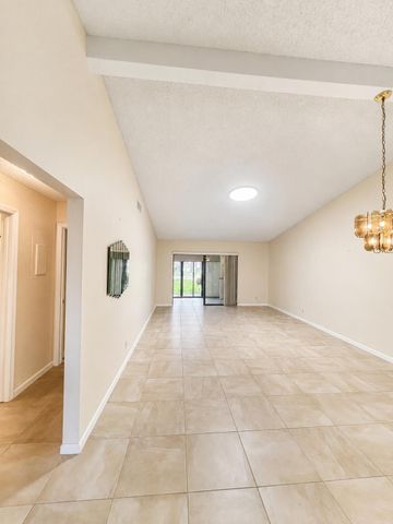 611 Sea Pine Way A, Greenacres, FL 33415