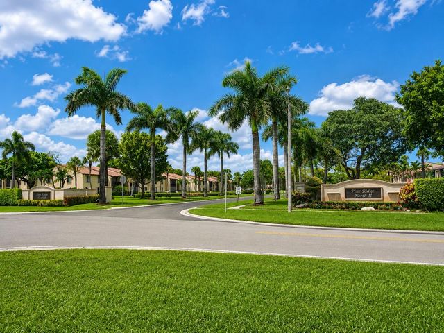 611 Sea Pine Way A, Greenacres, FL 33415