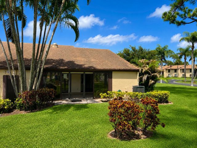 611 Sea Pine Way A, Greenacres, FL 33415